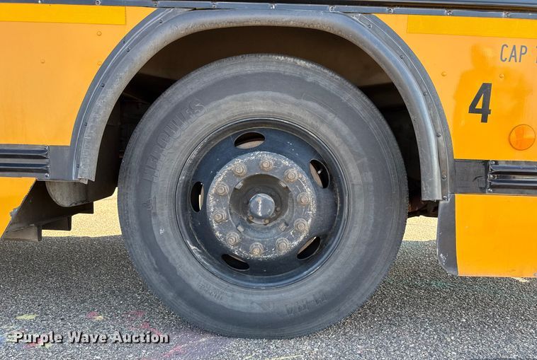 image for item EP0679 2003 Blue Bird school bus