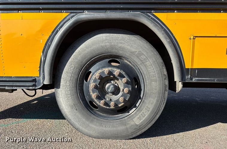 image for item EP0679 2003 Blue Bird school bus