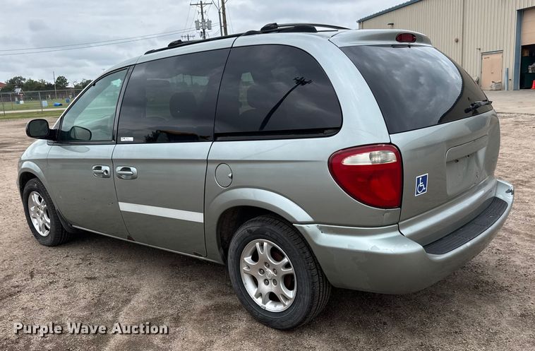 image for item EQ1002 2004 Dodge Caravan SXT van