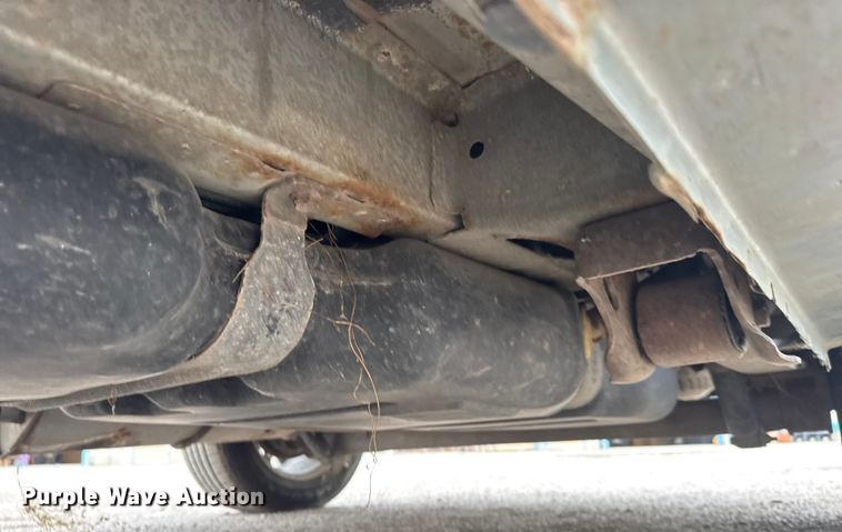 image for item EQ1002 2004 Dodge Caravan SXT van