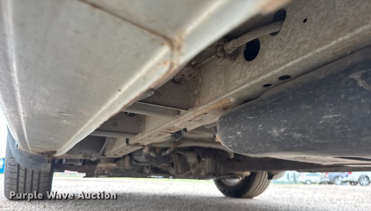 image for item EQ1002 2004 Dodge Caravan SXT van