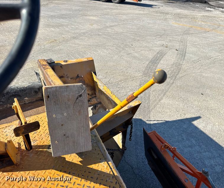 image for item ER0145 Blaw-Knox RW195 road widener