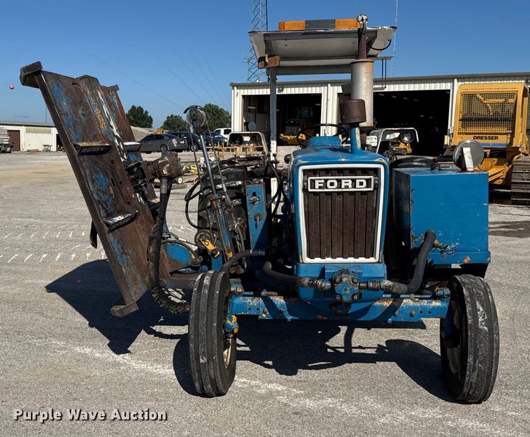 image for item ER0146 Ford 5600 tractor