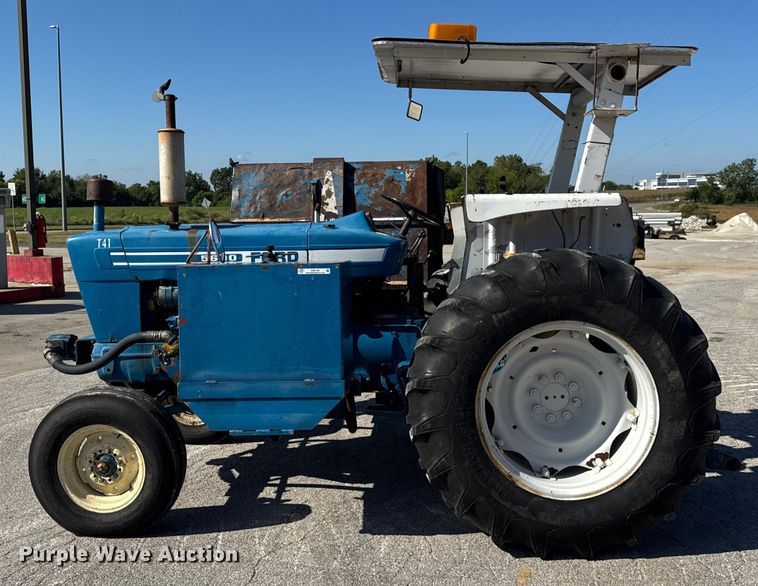 image for item ER0146 Ford 5600 tractor