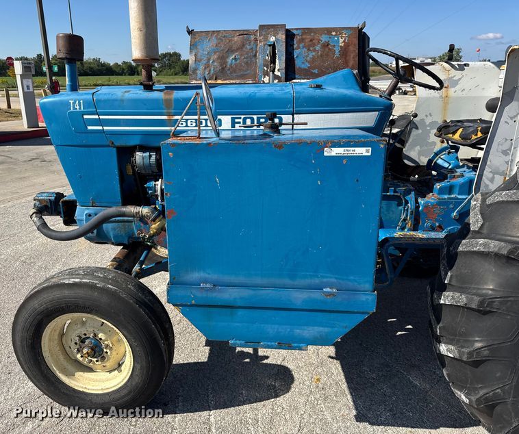 image for item ER0146 Ford 5600 tractor