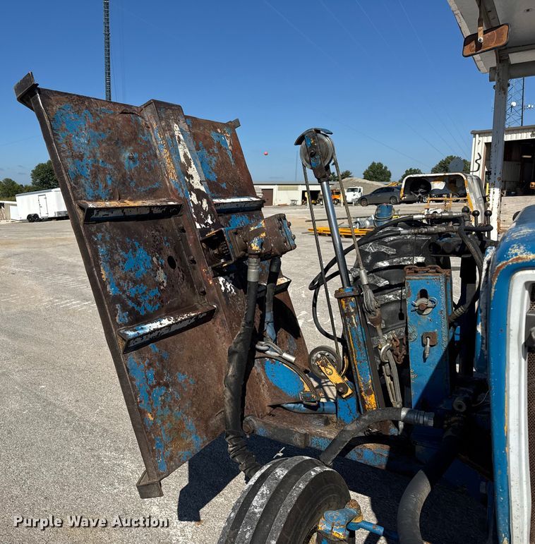 image for item ER0146 Ford 5600 tractor