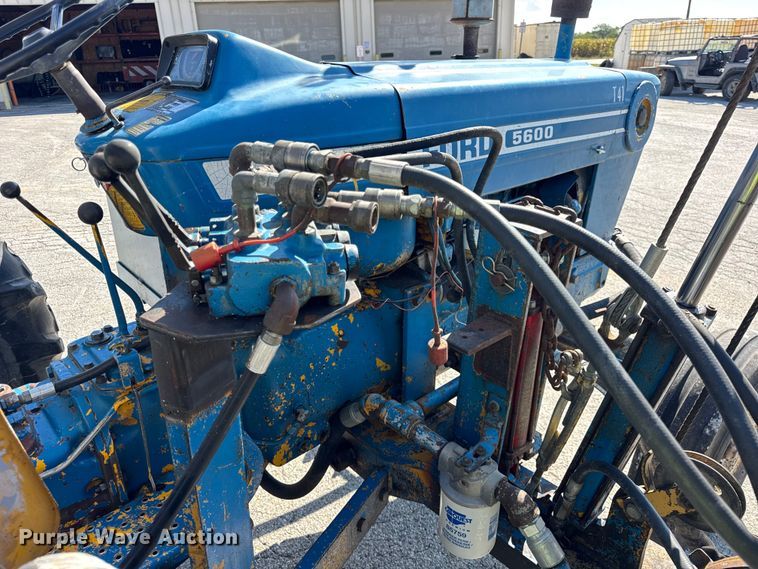 image for item ER0146 Ford 5600 tractor