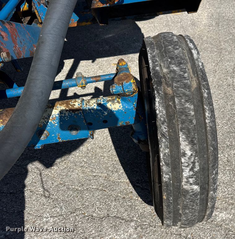 image for item ER0146 Ford 5600 tractor