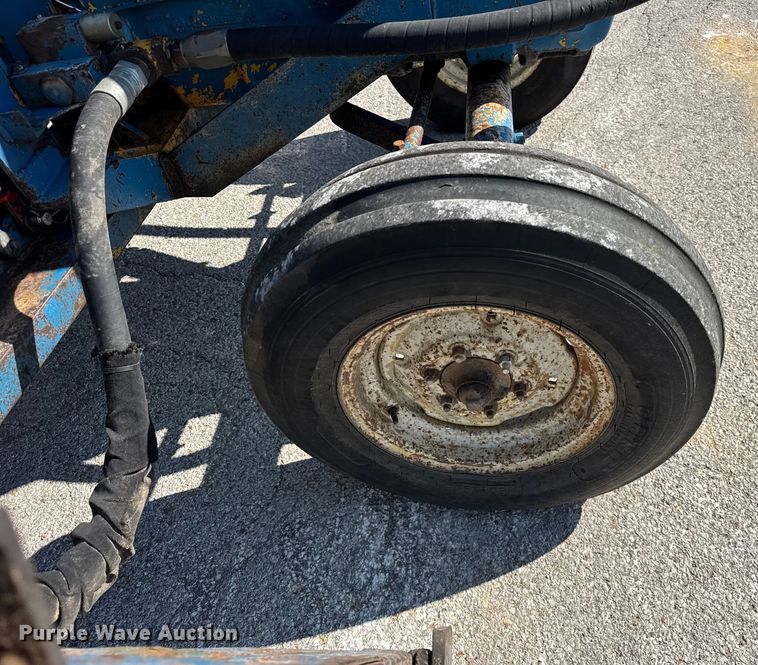 image for item ER0146 Ford 5600 tractor