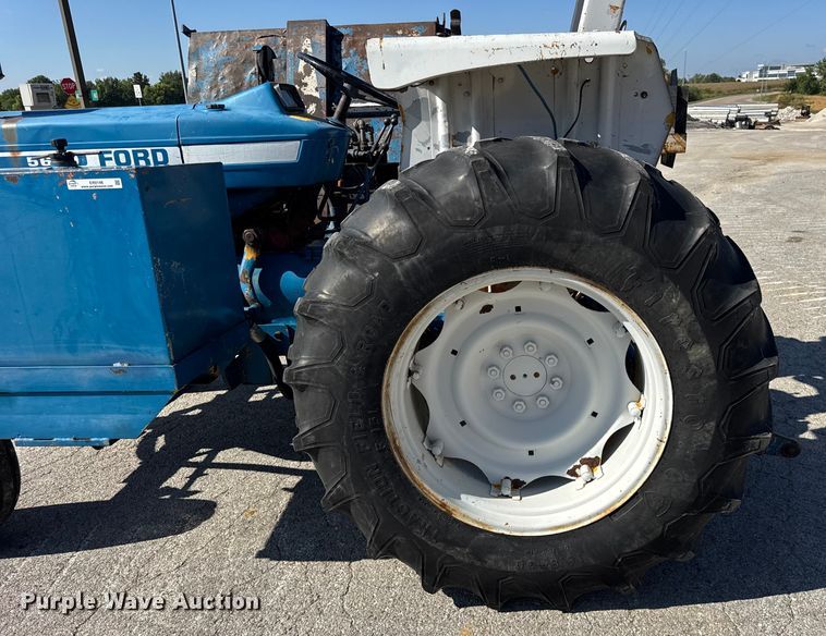 image for item ER0146 Ford 5600 tractor