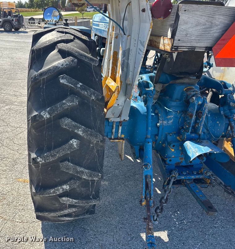 image for item ER0146 Ford 5600 tractor