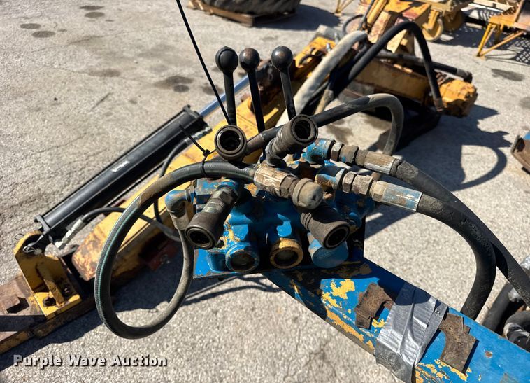 image for item ER0146 Ford 5600 tractor