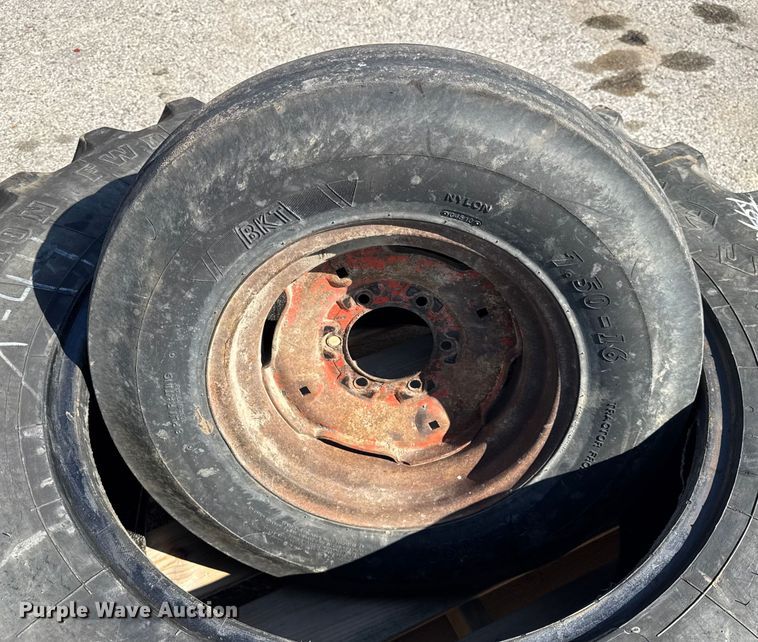 image for item ER0146 Ford 5600 tractor