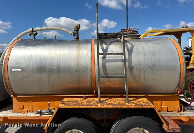 image for item ER0150 Precision tank tank trailer