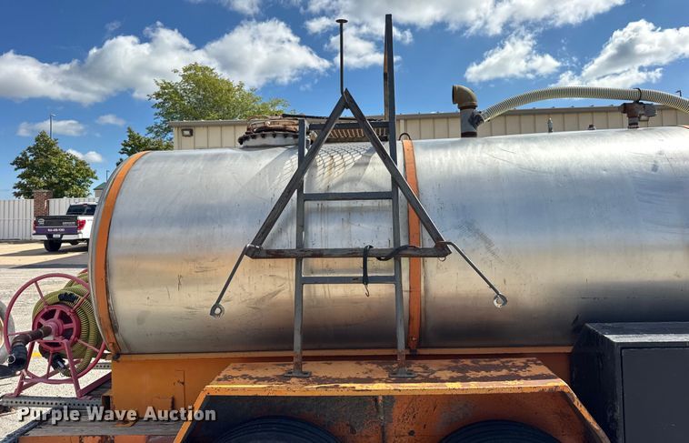 image for item ER0150 Precision tank tank trailer