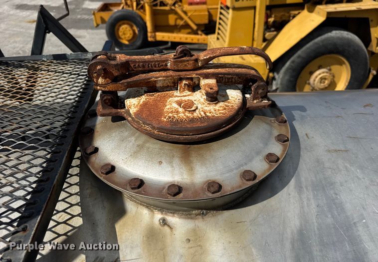 image for item ER0150 Precision tank tank trailer