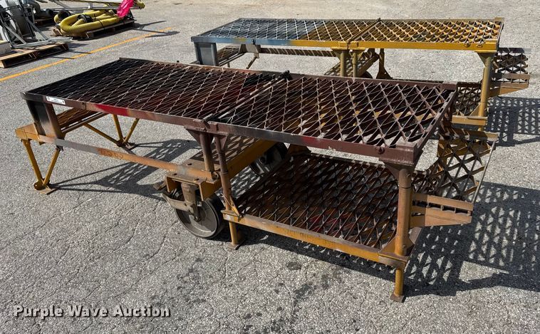 image for item ER0151 (2) work platforms