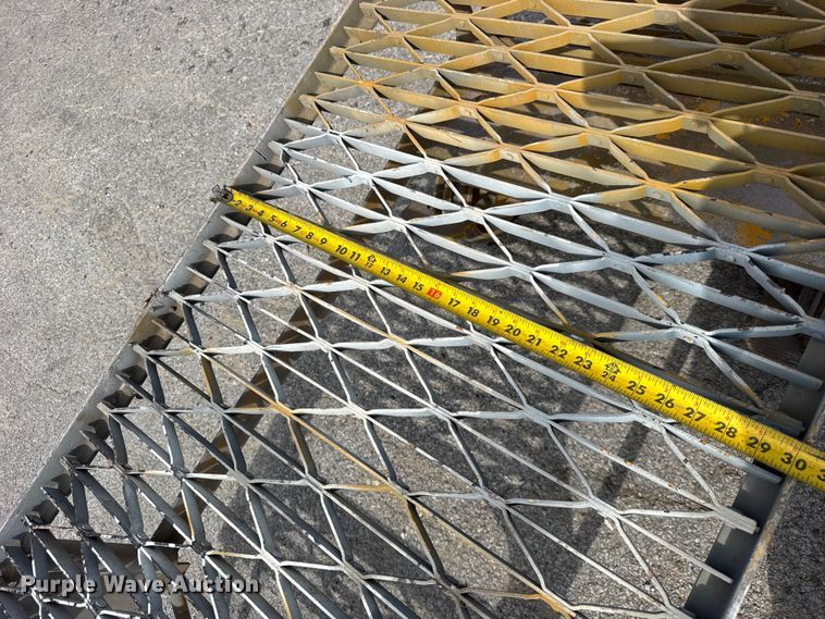 image for item ER0151 (2) work platforms