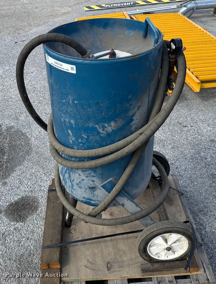 image for item ER0154 Cyclone blasting pot