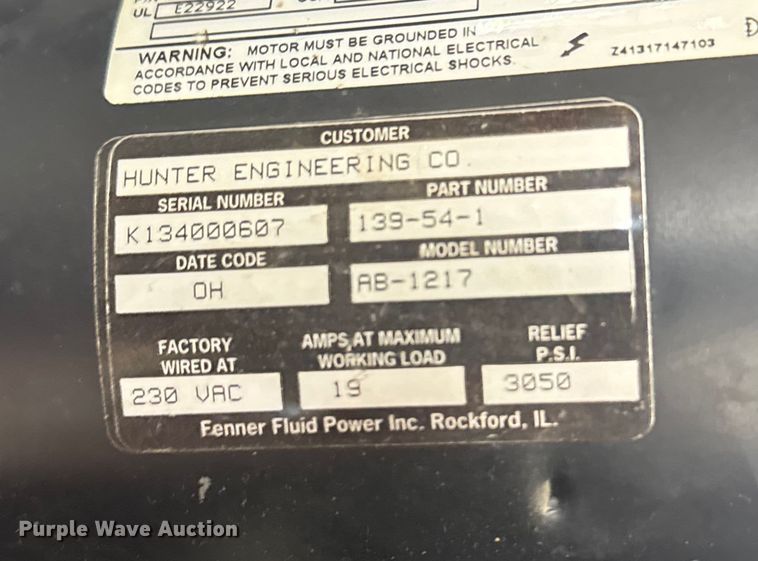 image for item ER2473 Hunter Engineering four post automotive lift