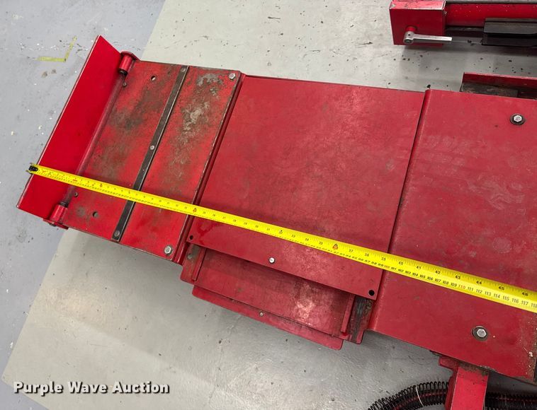 image for item ER2473 Hunter Engineering four post automotive lift