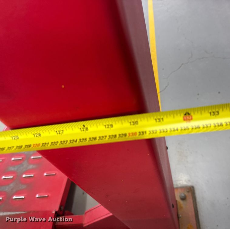 image for item ER2473 Hunter Engineering four post automotive lift