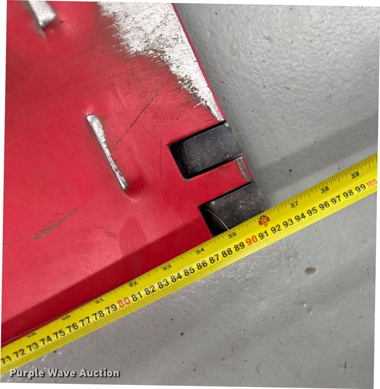 image for item ER2473 Hunter Engineering four post automotive lift