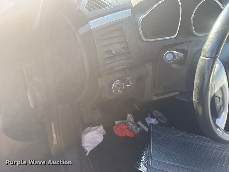 image for item ER2481 2011 Chevrolet Traverse 