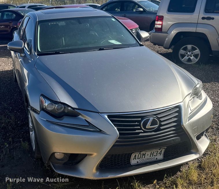 image for item ER2482 2014 Lexus IS 