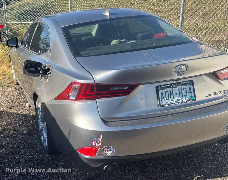 image for item ER2482 2014 Lexus IS 