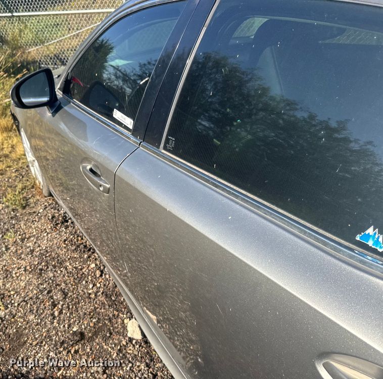 image for item ER2482 2014 Lexus IS 