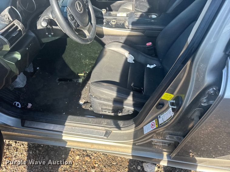 image for item ER2482 2014 Lexus IS 