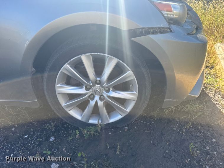 image for item ER2482 2014 Lexus IS 