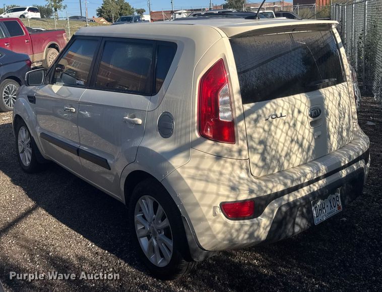 image for item ER2483 2013 Kia Soul SUV