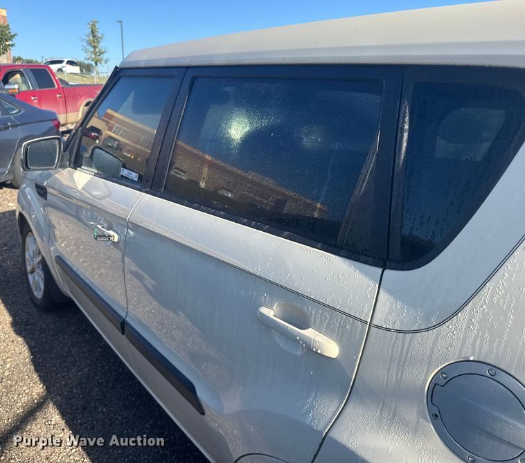 image for item ER2483 2013 Kia Soul SUV