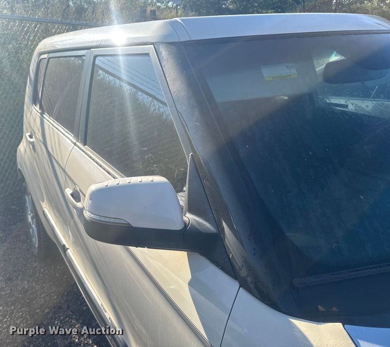 image for item ER2483 2013 Kia Soul SUV