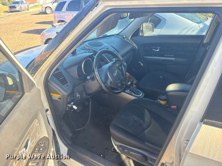 image for item ER2483 2013 Kia Soul SUV