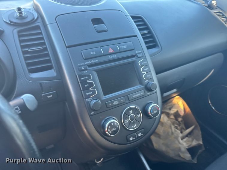 image for item ER2483 2013 Kia Soul SUV