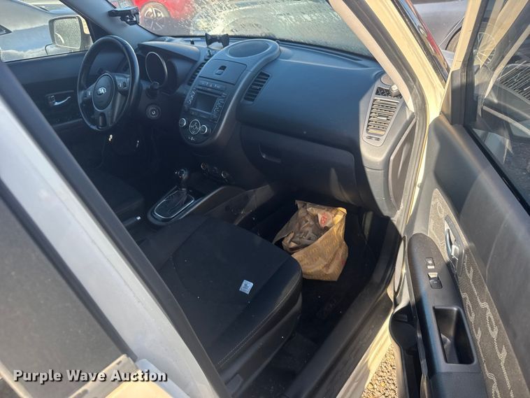 image for item ER2483 2013 Kia Soul SUV