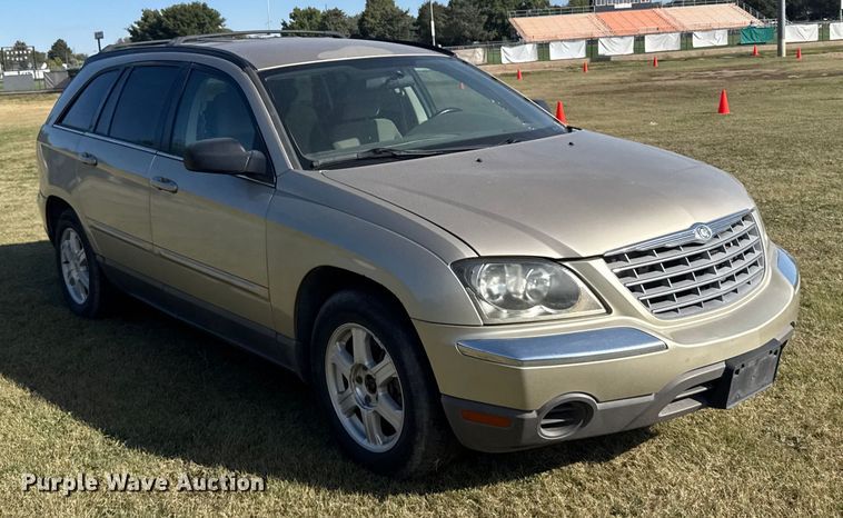 image for item ER2486 2005 Chrysler Pacifica SUV