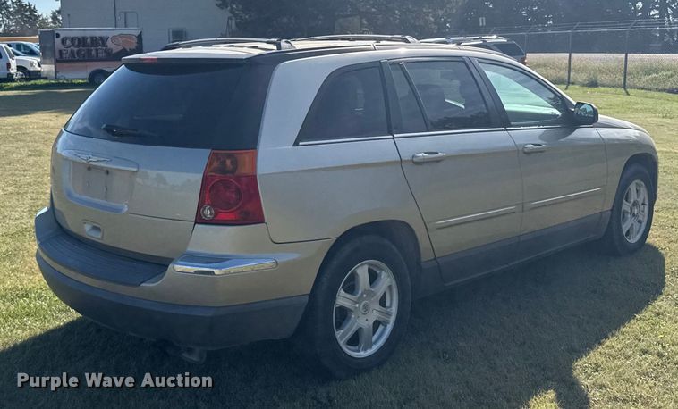 image for item ER2486 2005 Chrysler Pacifica SUV