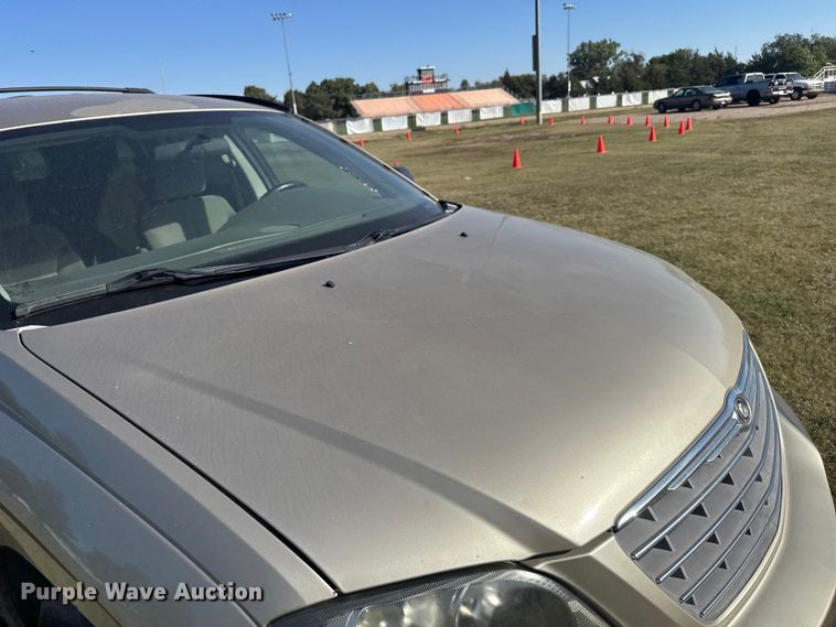 image for item ER2486 2005 Chrysler Pacifica SUV