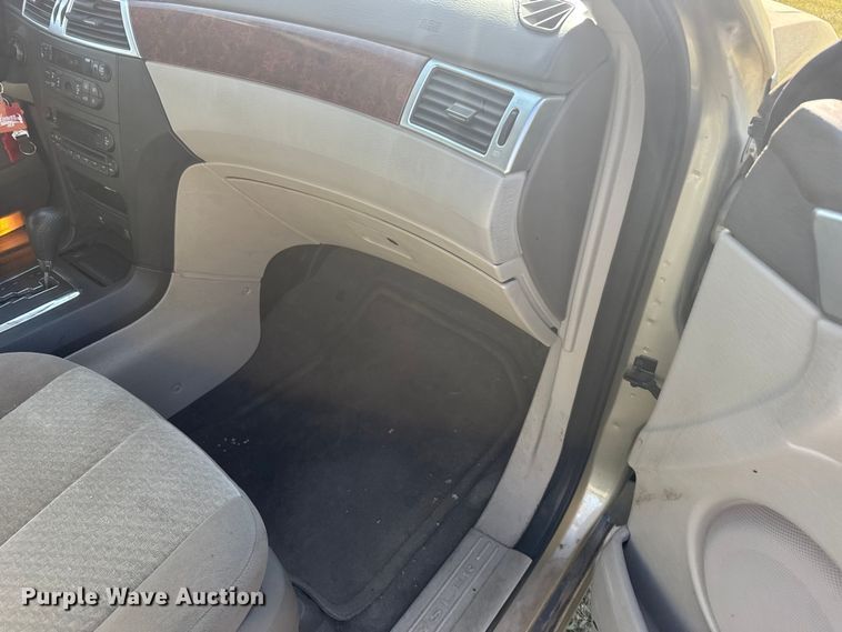 image for item ER2486 2005 Chrysler Pacifica SUV