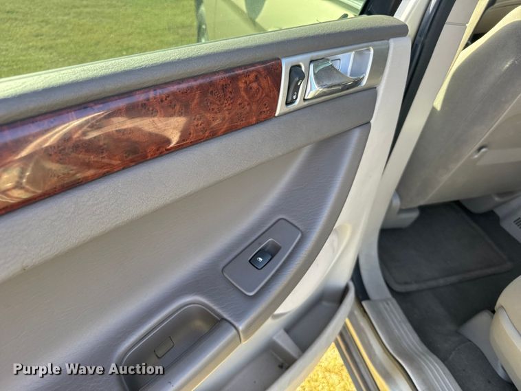 image for item ER2486 2005 Chrysler Pacifica SUV