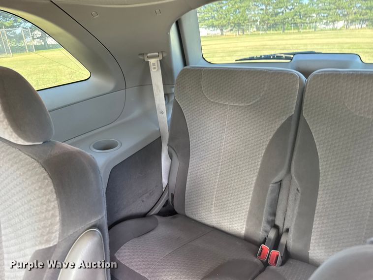 image for item ER2486 2005 Chrysler Pacifica SUV