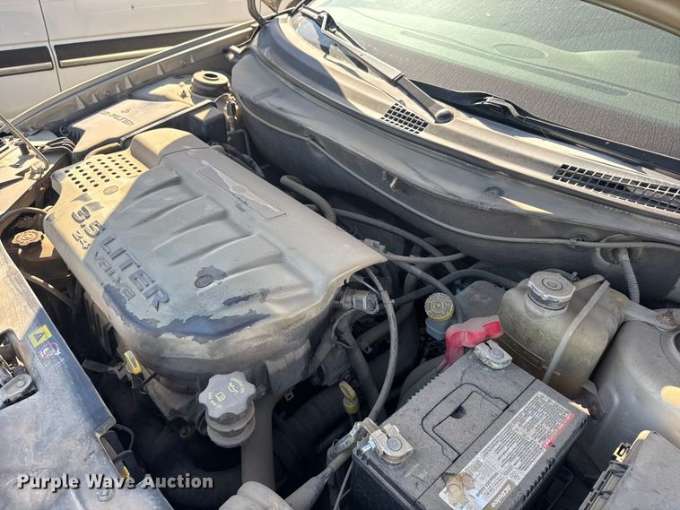 image for item ER2486 2005 Chrysler Pacifica SUV