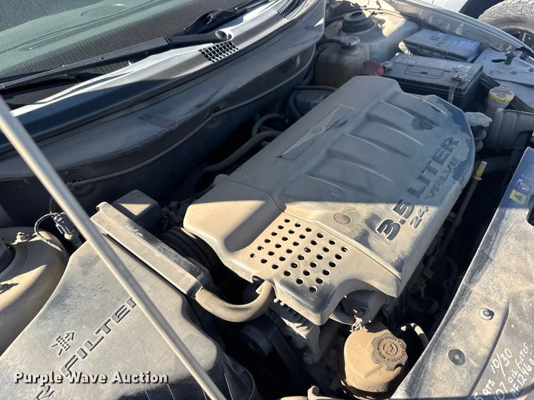 image for item ER2486 2005 Chrysler Pacifica SUV