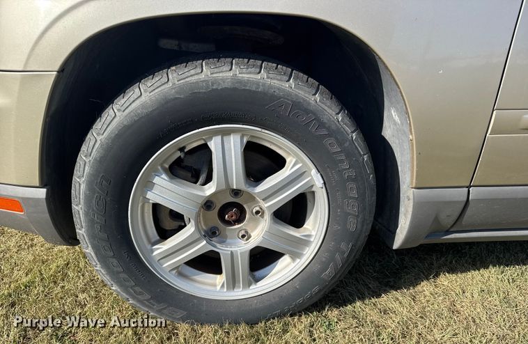 image for item ER2486 2005 Chrysler Pacifica SUV