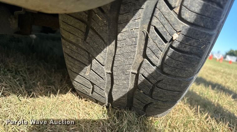 image for item ER2486 2005 Chrysler Pacifica SUV