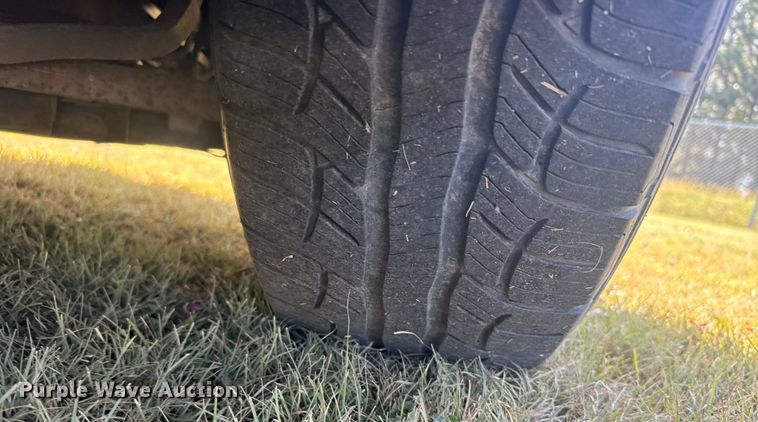 image for item ER2486 2005 Chrysler Pacifica SUV